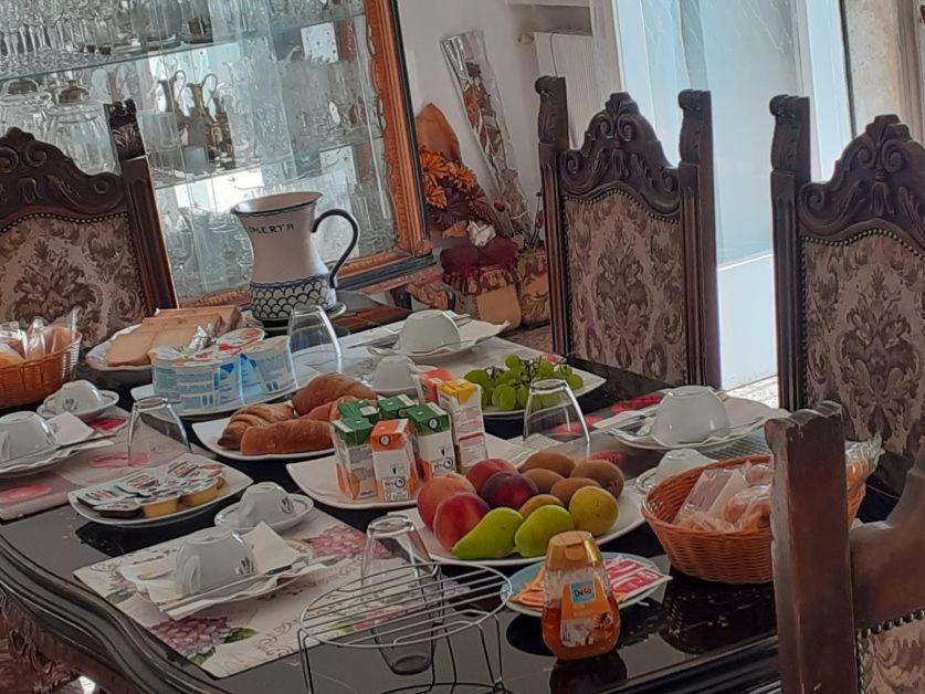 A Casa Di Adele Panzió Caserta Kültér fotó