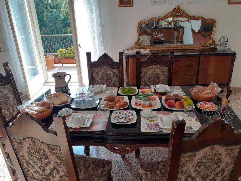 A Casa Di Adele Panzió Caserta Kültér fotó